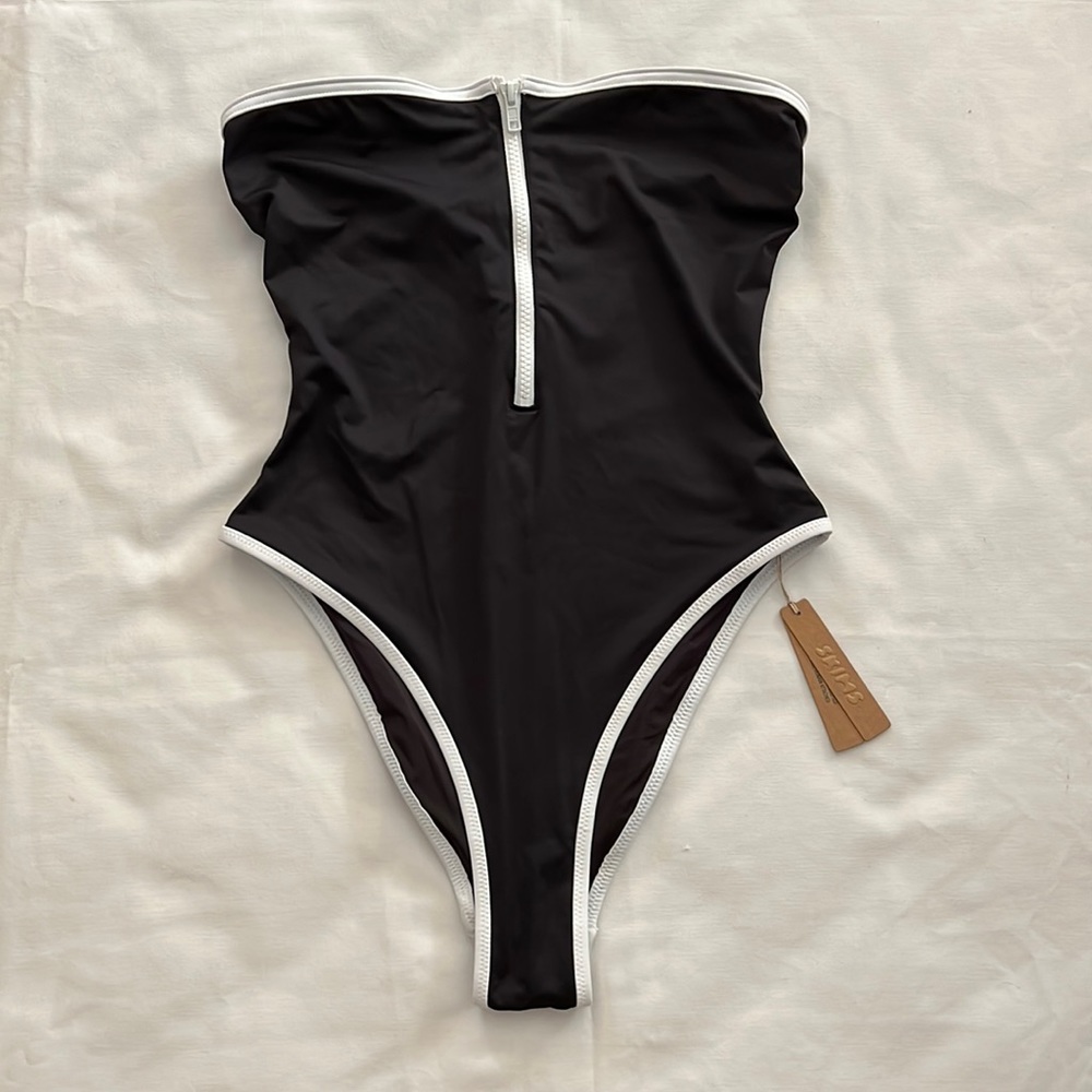SKIMS ZIP-UP SWIM STRAPLESS ONE PIECE